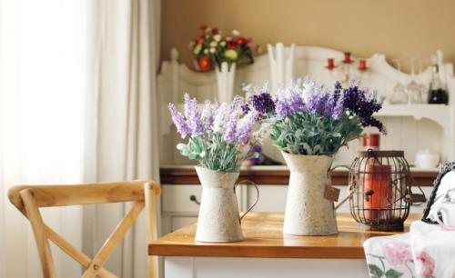 家居中最常见的风水用品：花瓶的摆放讲究 花瓶摆放风水