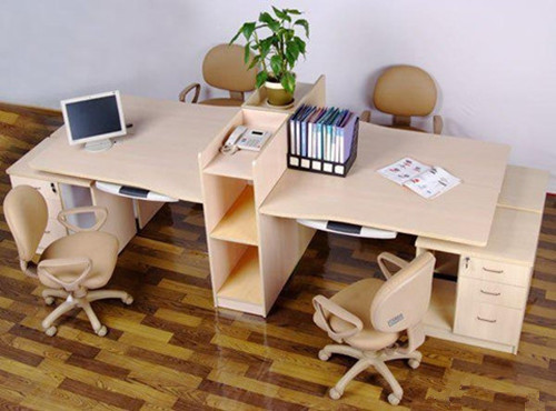 在办公桌上放这几个小物件职场会有好运气 办公桌实用小物件