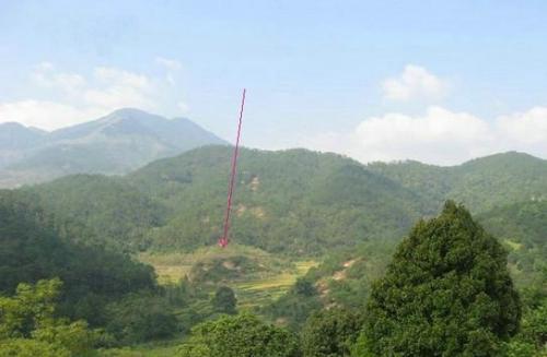 关于墓地风水的知识 农村看坟地绝招