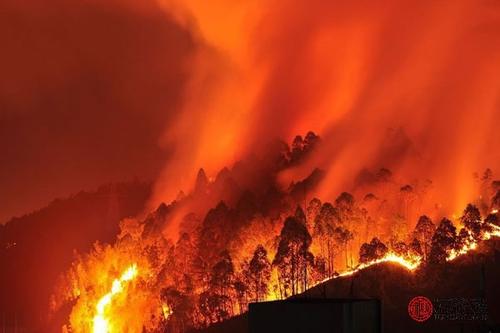 解析关于山头火命和山头火命合不合的问题 火和火命合不合